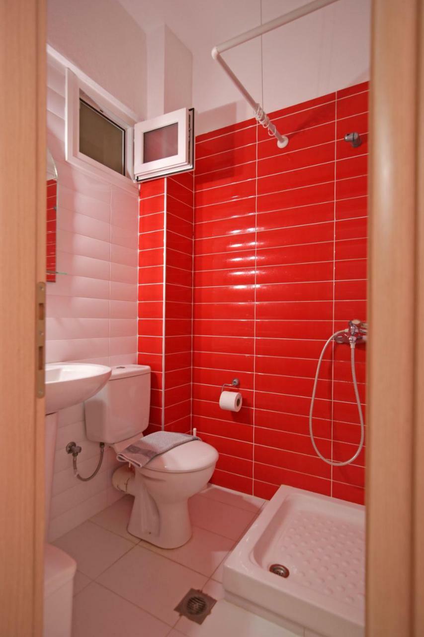 Mavridis Rooms Nikiti  Buitenkant foto